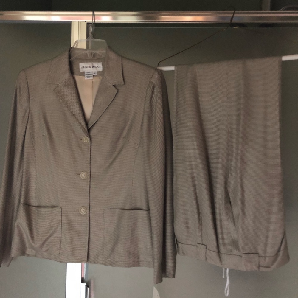 Jones Wear Pantsuit